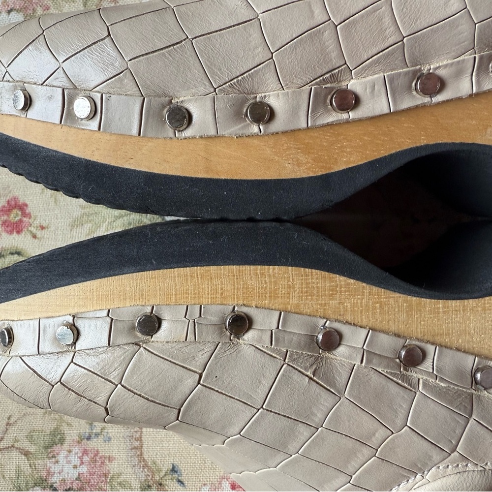 M. Gemi Cream Mules with Woven Leather and Wooden Sole - Picture 4 of 9